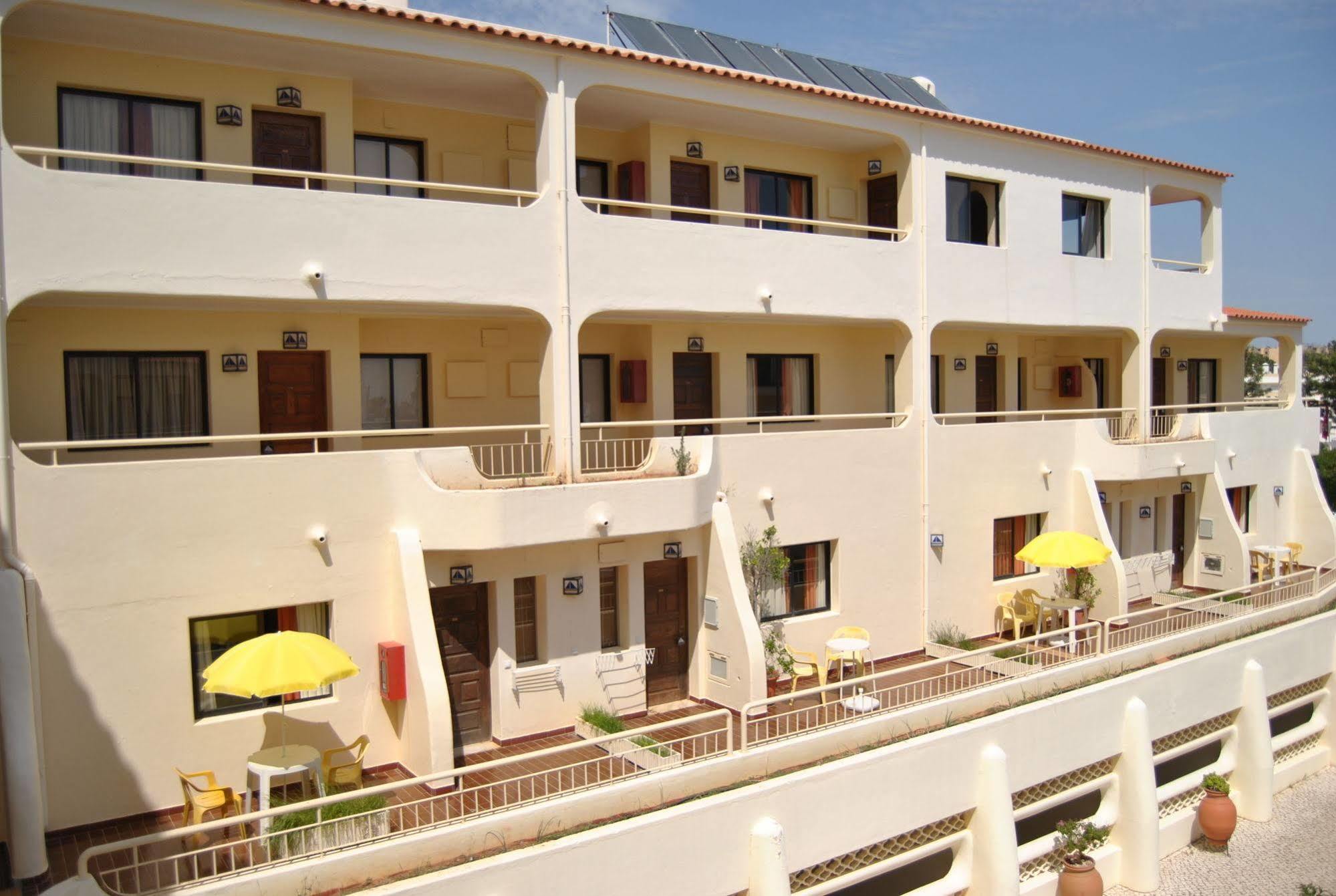Apartamentos Olhos Do Mar Αλμπουφέιρα Εξωτερικό φωτογραφία